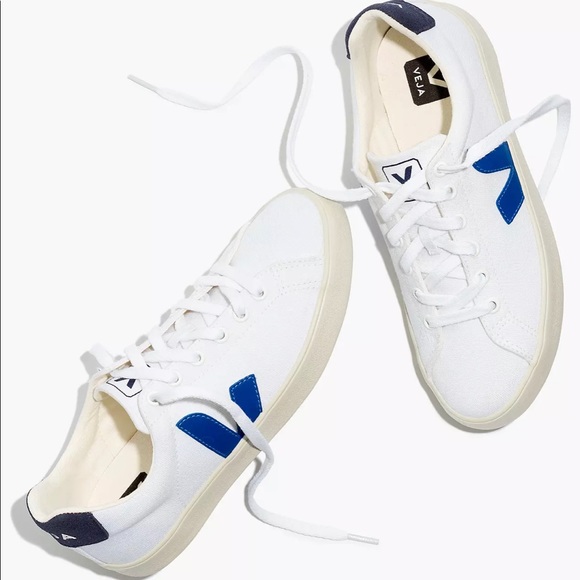 Veja Shoes - Veja™ Canvas Esplar SE Low Sneakers in White with Blue Accents